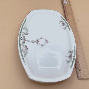 Heinrich and company  platter Climbing rose pattern